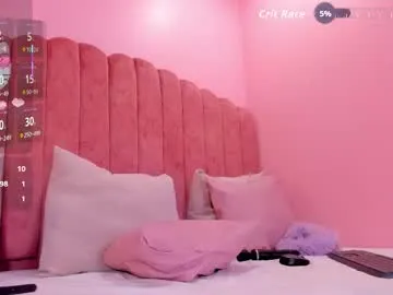 nayecloud – webcam model profile photo Image 11