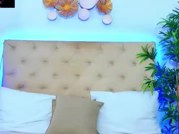 molochnaya000 – webcam model profile photo Image 17