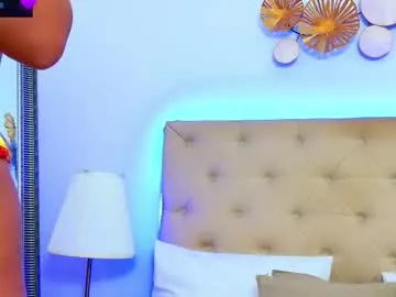 molochnaya000 – webcam model profile photo Image 2