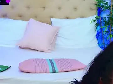 molochnaya000 – webcam model profile photo Image 7