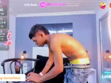 glasses_cat – webcam model profile photo Image 2