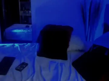 Girl-Pleasure – webcam model profile photo Image 11