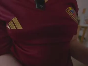 Blonde_sexy21 – webcam model profile photo Image 18