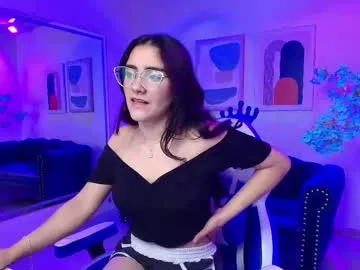 danna_raven's Thumb Image