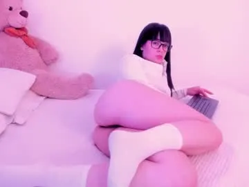 Taanni – webcam model profile photo Image 8