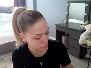 alana15 – webcam model profile photo Image 12