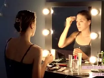 alana15 – webcam model profile photo Image 2