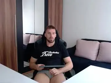 tyler_gus – webcam model profile photo Image 14