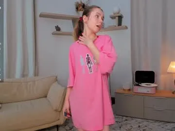 SweetBunnyGF – webcam model profile photo Image 17