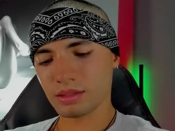 HopeHeaven – webcam model profile photo Image 12