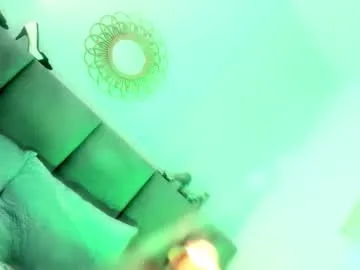 lyhana_lee – webcam model profile photo Image 13