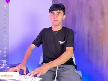 skyisland777 – webcam model profile photo Image 13