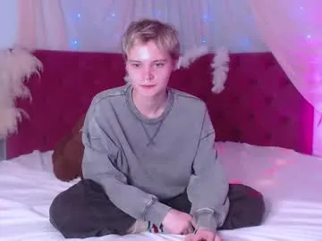alienxmoon – webcam model profile photo Image 16