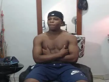 yueyue2003 – webcam model profile photo Image 9