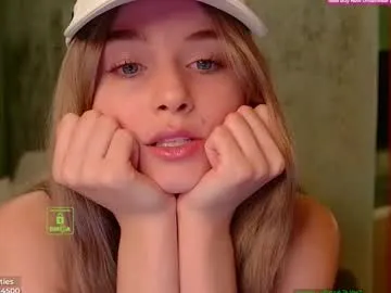 Prueberry – webcam model profile photo Image 16