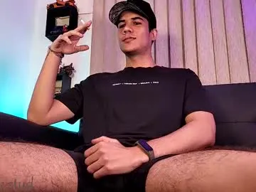 lynn9000 – webcam model profile photo Image 18