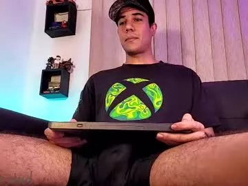 lynn9000 – webcam model profile photo Image 19