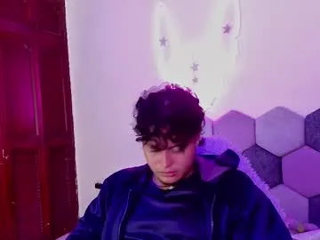 _favorite_ – webcam model profile photo Image 4