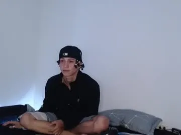 Anallovess – webcam model profile photo Image 2