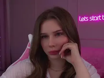 ava_delightt – webcam model profile photo Image 3