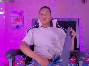 kpo10 – webcam model profile photo Image 10