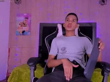 kpo10 – webcam model profile photo Image 13