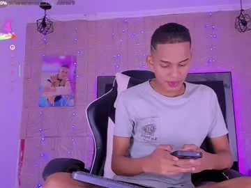 kpo10 – webcam model profile photo Image 9