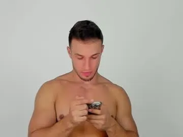 hakxram – webcam model profile photo Image 2