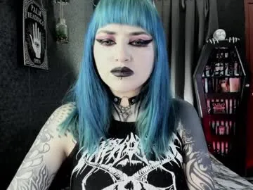 lucretiaburnaugh – webcam model profile photo Image 1