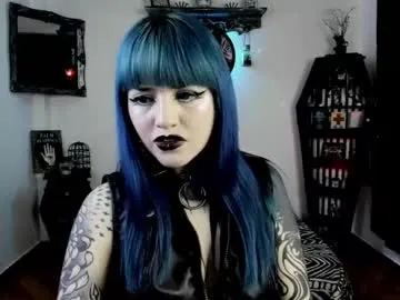 lucretiaburnaugh – webcam model profile photo Image 14