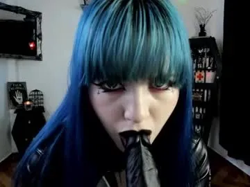 lucretiaburnaugh – webcam model profile photo Image 18