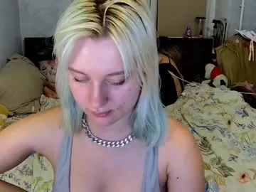 sigmasian – webcam model profile photo Image 9