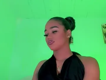 hina_porn – webcam model profile photo Image 15