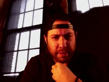 str8dj – webcam model profile photo Image 8