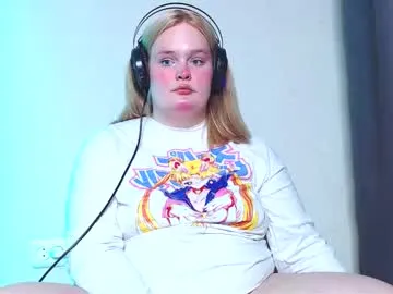 alana15 – webcam model profile photo Image 19