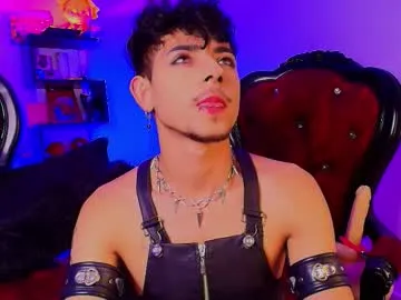 VIKITOMMY – webcam model profile photo Image 6