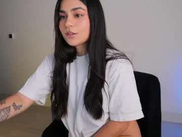 TOP_po – webcam model profile photo Image 19