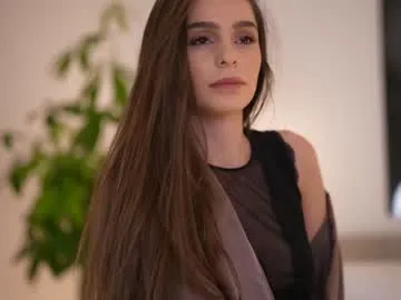 tinni_rosse – webcam model profile photo Image 17