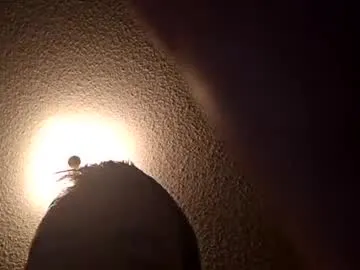 TOP_po – webcam model profile photo Image 8