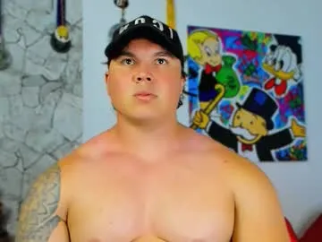 hunkwithglasses – webcam model profile photo Image 15