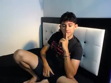 loya_best – webcam model profile photo Image 19