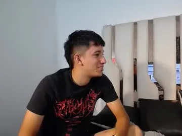 loya_best – webcam model profile photo Image 4