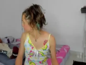 Keep_us_wild – webcam model profile photo Image 3