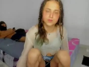 Keep_us_wild – webcam model profile photo Image 4