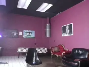 creloxp – webcam model profile photo Image 7