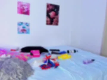 vanelopeee_ – webcam model profile photo Image 13