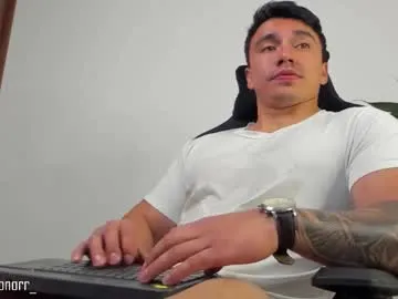 Ninjainia – webcam model profile photo Image 10