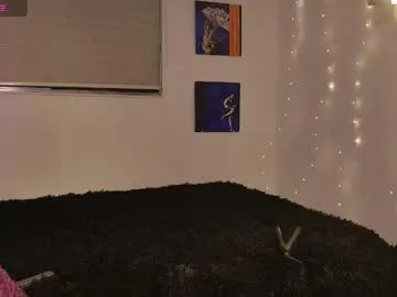 DenisSofia – webcam model profile photo Image 12