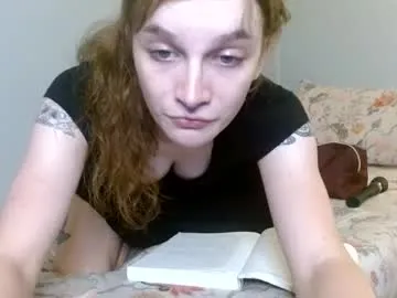 LovelyNelly – webcam model profile photo Image 17