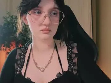 lindsaydeee – webcam model profile photo Image 2